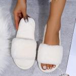 SunWaqi Ladies Plush Flat Slippers. White